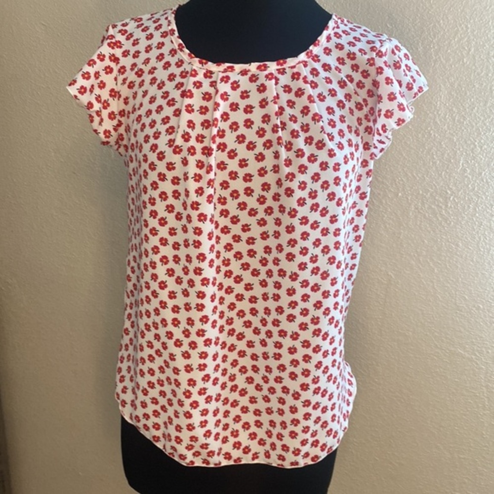 Flutter sleeve short sleeve, red floral blouse